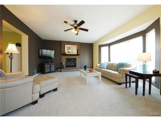 214 Falcon Hill Dr, O'fallon, MO 63368 photo 10