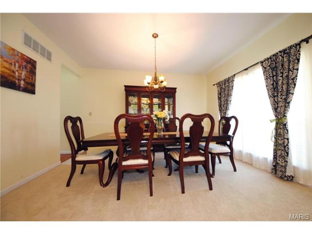 214 Falcon Hill Dr, O'fallon, MO 63368 photo 7