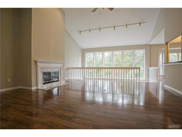 404 Arbor Mdw, Ballwin, MO 63021 photo 15