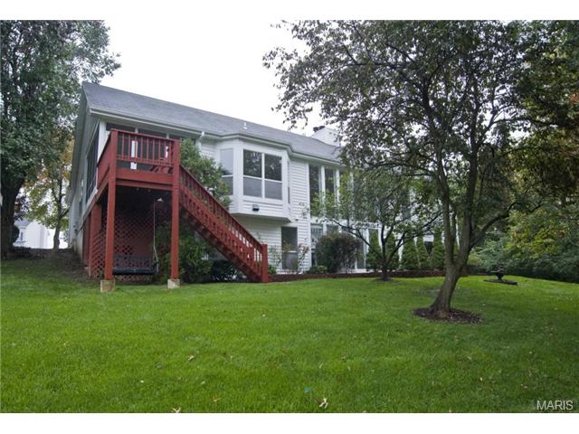 404 Arbor Mdw, Ballwin, MO 63021 photo 35