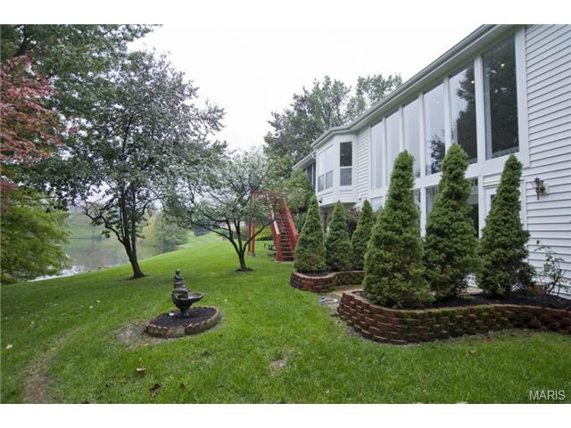404 Arbor Mdw, Ballwin, MO 63021 photo 33