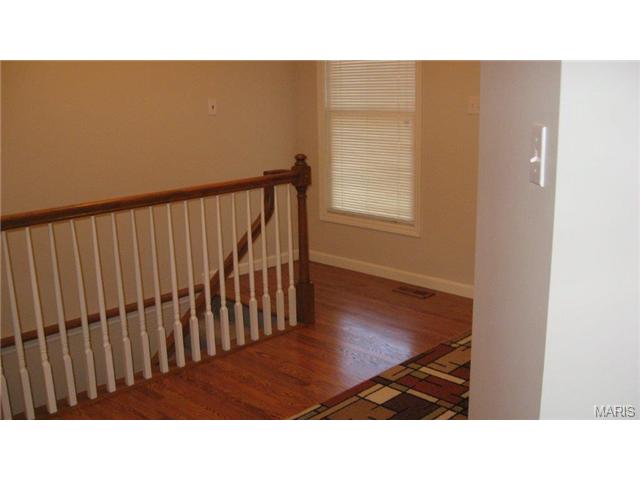 1557 Rosedale Dr, O'fallon, MO 63366 photo 3