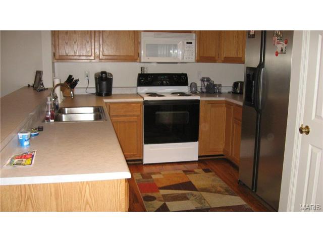 1557 Rosedale Dr, O'fallon, MO 63366 photo 6