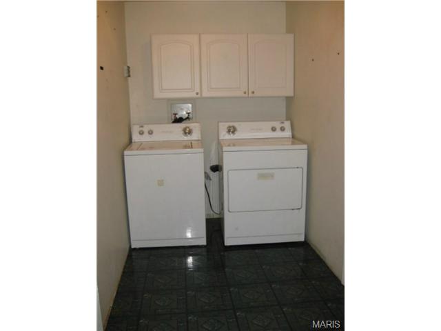 603 Joyce Ann Dr, Ballwin, MO 63021 photo 10