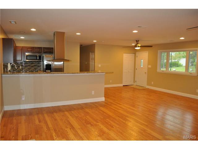 261 Ramsey, Ballwin, MO 63021 photo 7