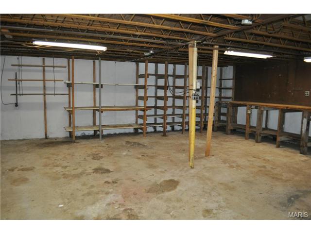 261 Ramsey, Ballwin, MO 63021 photo 16