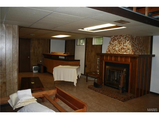 350 Palermo, Ballwin, MO 63021 photo 14