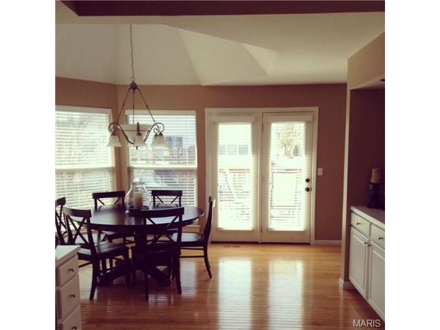 6934 Clayborne Dr, O'fallon, MO 63368 photo 6