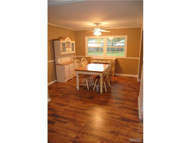 129 Smith Dr, Ballwin, MO 63011 photo 7