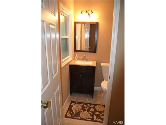 129 Smith Dr, Ballwin, MO 63011 photo 14