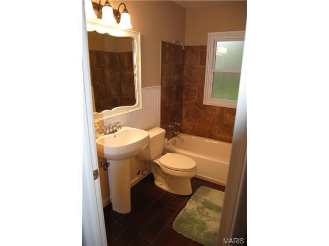 129 Smith Dr, Ballwin, MO 63011 photo 20