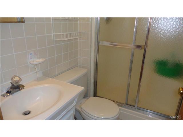4005 Jane Ave, Saint Ann, MO 63074 photo 12