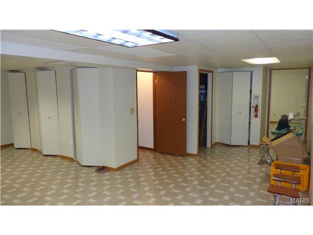 4005 Jane Ave, Saint Ann, MO 63074 photo 23