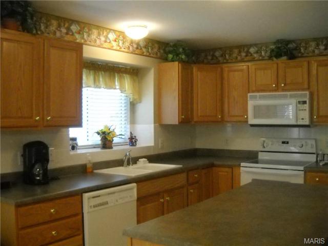1148 Ivy Point Dr, O'fallon, MO 63366 photo 9