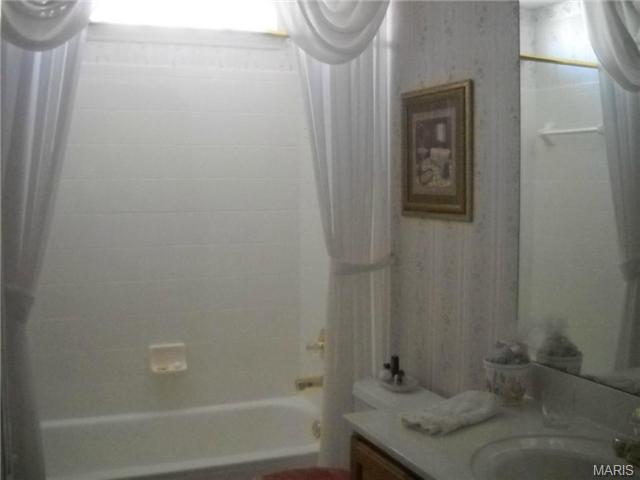 1148 Ivy Point Dr, O'fallon, MO 63366 photo 17