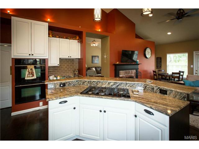 762 Vista Glen Ct, Eureka, MO 63025 photo 8