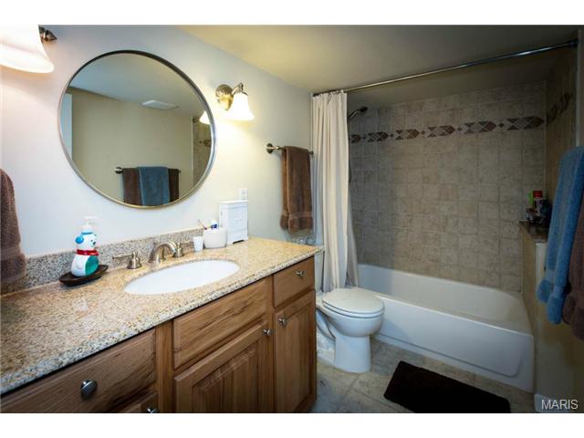 762 Vista Glen Ct, Eureka, MO 63025 photo 18