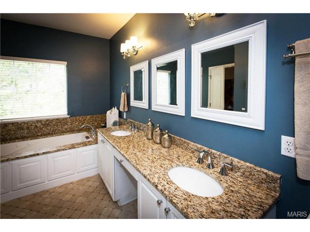 762 Vista Glen Ct, Eureka, MO 63025 photo 12