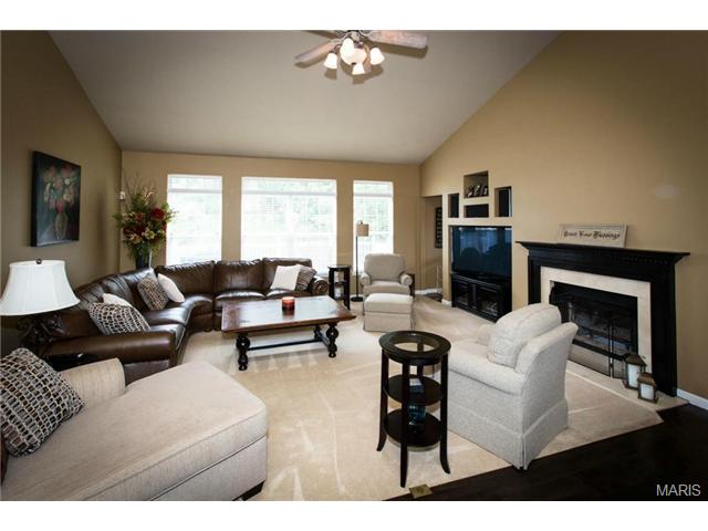 762 Vista Glen Ct, Eureka, MO 63025 photo 5