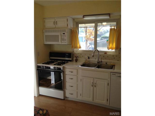 733 Knickerbacker Dr, Ballwin, MO 63021 photo 10