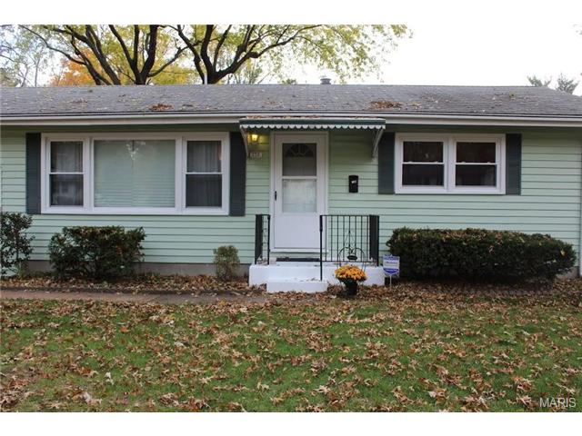 138 Fenwick Dr, Saint Louis, MO 63135 photo 1