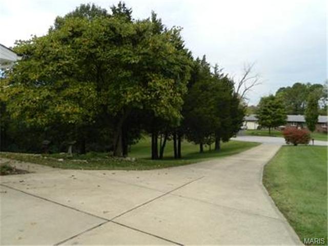 520 Maureen, Eureka, MO 63025 photo 4