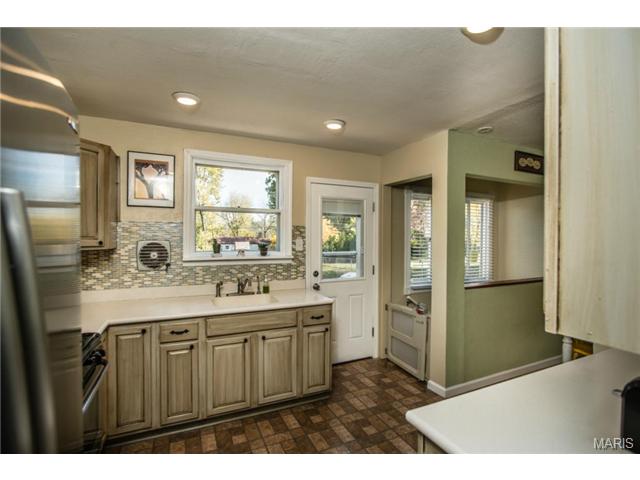 236 Dennison Dr, Ballwin, MO 63021 photo 9