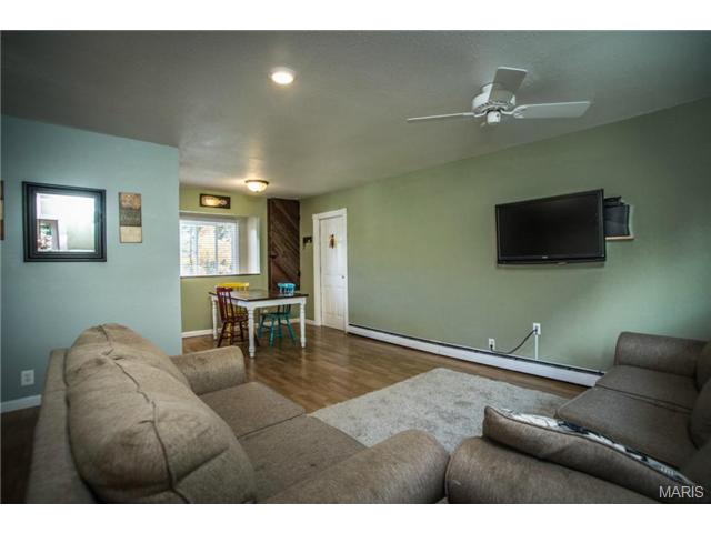 236 Dennison Dr, Ballwin, MO 63021 photo 2
