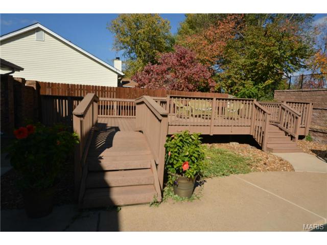 12021 Clichy Ln, Bridgeton, MO 63044 photo 31
