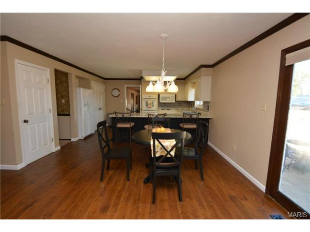 12021 Clichy Ln, Bridgeton, MO 63044 photo 10