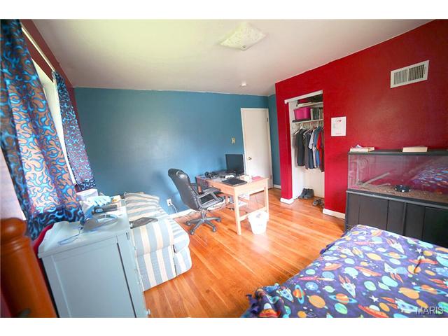 34 Firefly Ct, Ballwin, MO 63021 photo 5