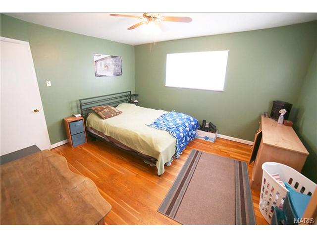 34 Firefly Ct, Ballwin, MO 63021 photo 4