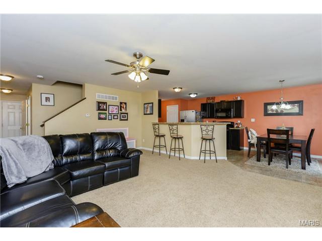310 Wild Oak Dr, O'fallon, MO 63368 photo 3