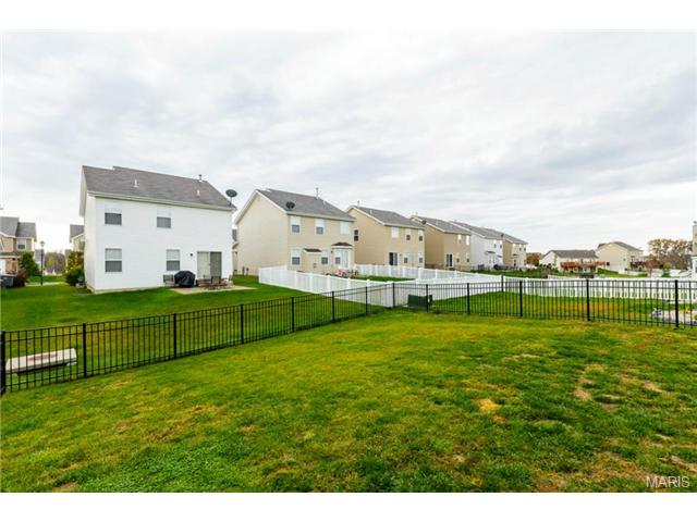 310 Wild Oak Dr, O'fallon, MO 63368 photo 23