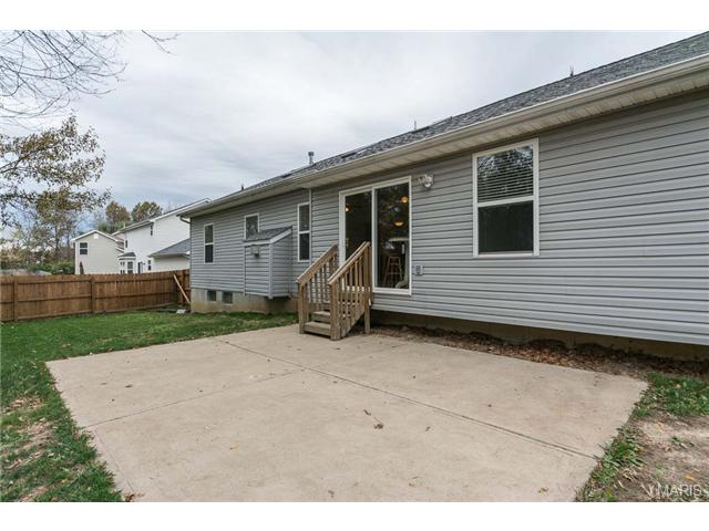 514 Duke William Ct, O'fallon, MO 63366 photo 33