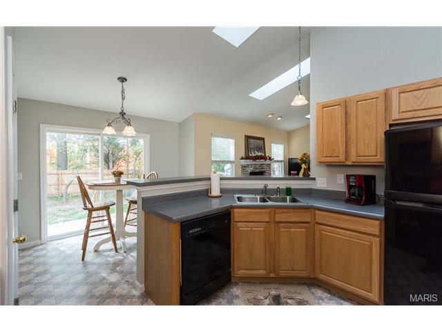514 Duke William Ct, O'fallon, MO 63366 photo 12