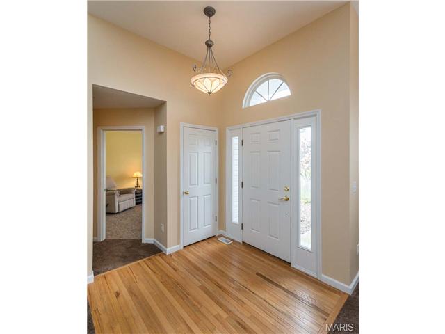 514 Duke William Ct, O'fallon, MO 63366 photo 3