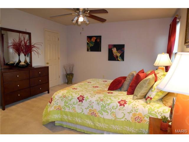 2308 Barrett Pl, Ballwin, MO 63021 photo 21