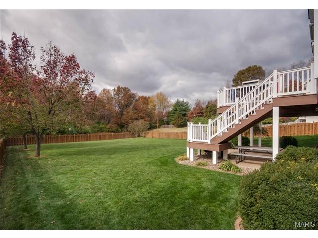 431 Valley Mnr, Ballwin, MO 63021 photo 3