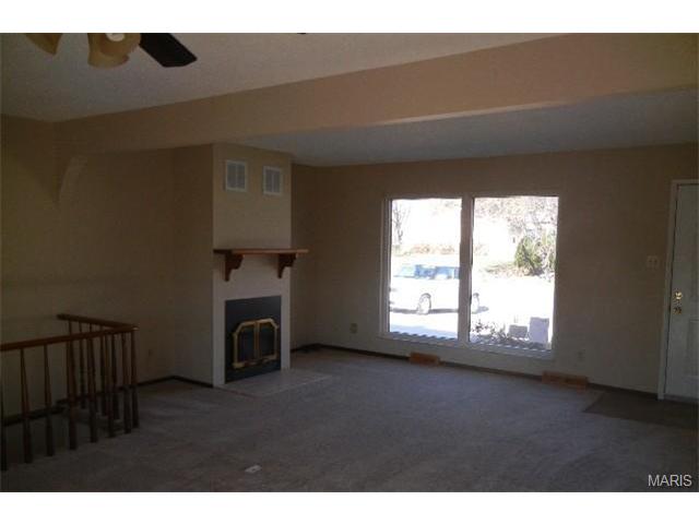 1106 Montbrook, O'fallon, MO 63366 photo 3