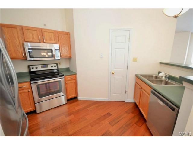 54 Timber Oaks Trl, O'fallon, MO 63368 photo 6