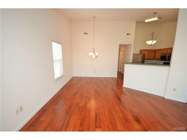 54 Timber Oaks Trl, O'fallon, MO 63368 photo 4