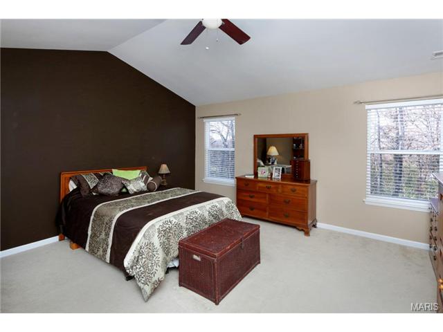 544 Springhurst Pkwy, O'fallon, MO 63368 photo 10