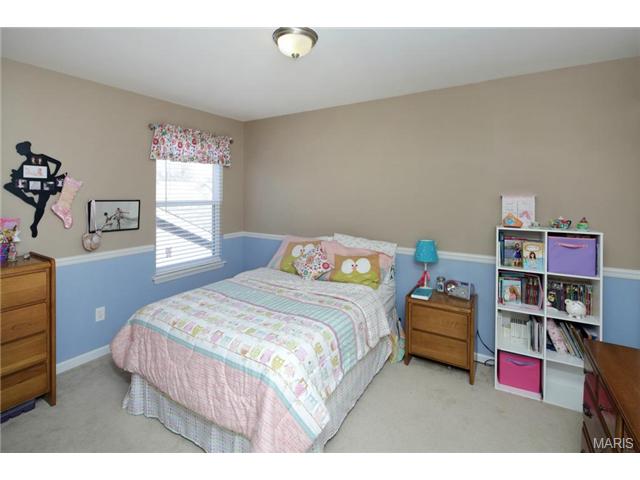 544 Springhurst Pkwy, O'fallon, MO 63368 photo 11