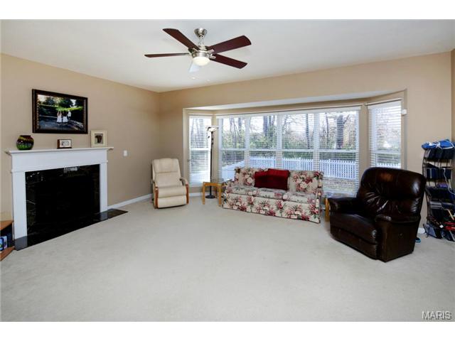 544 Springhurst Pkwy, O'fallon, MO 63368 photo 4