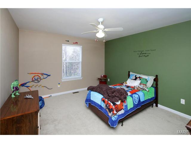 544 Springhurst Pkwy, O'fallon, MO 63368 photo 12