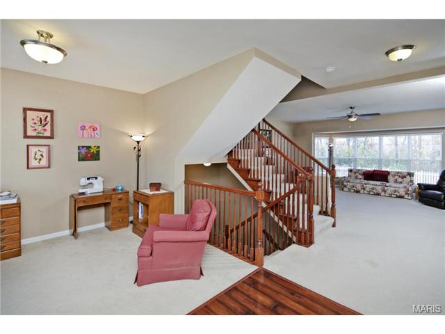 544 Springhurst Pkwy, O'fallon, MO 63368 photo 2