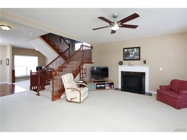 544 Springhurst Pkwy, O'fallon, MO 63368 photo 3