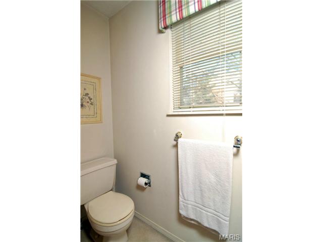 1021 Pocono, Ballwin, MO 63021 photo 19