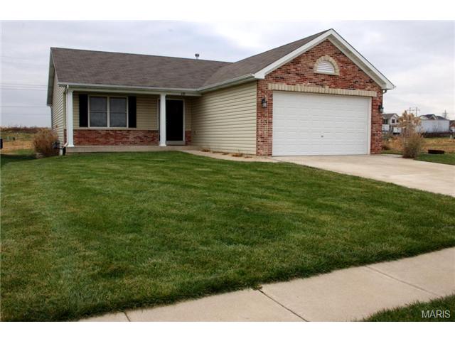 609 Lazy River Ct, O'fallon, MO 63366 photo 3